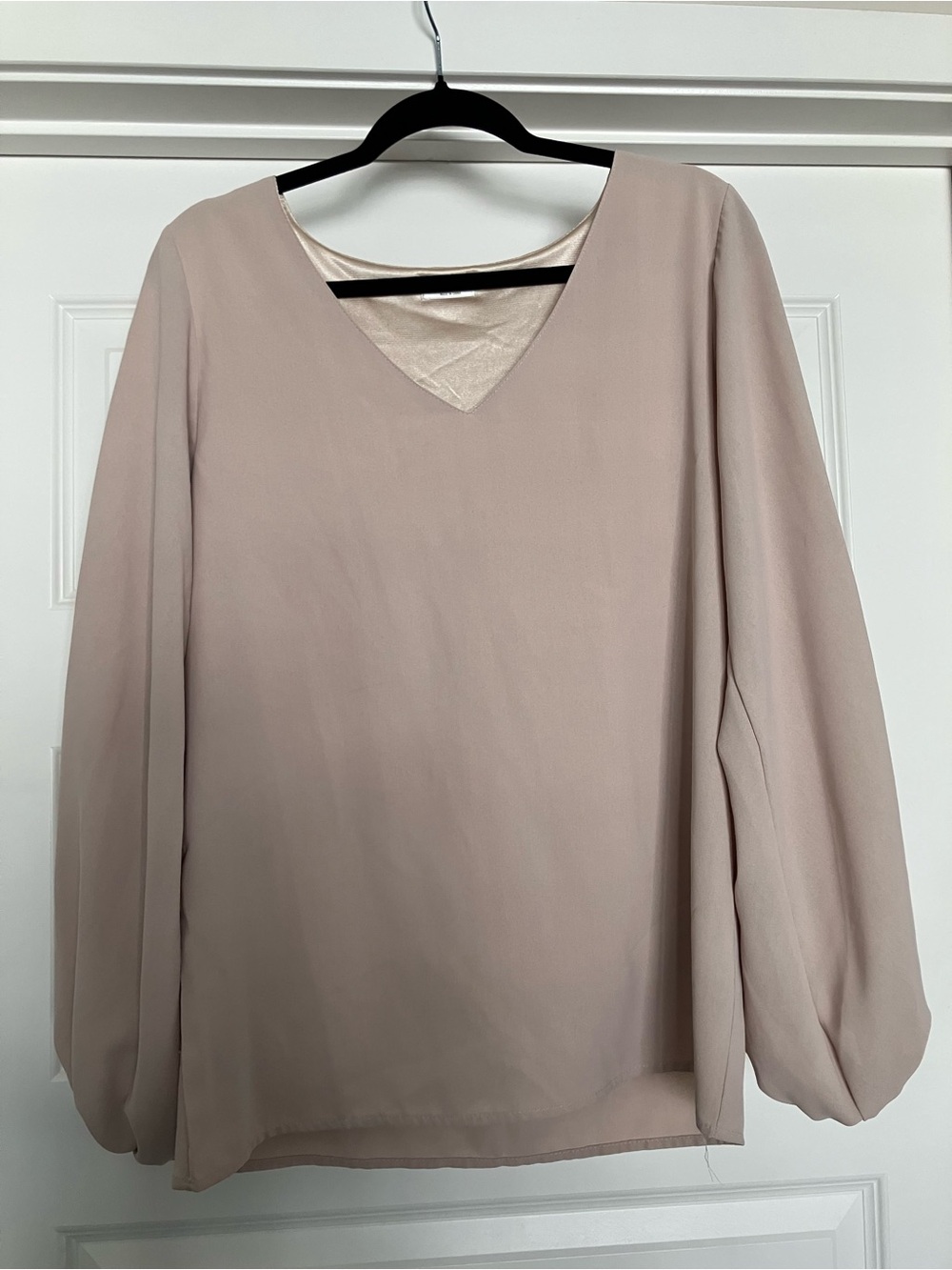Qearal Womens Pale Pink V Neck Long Sleeve Blouse Womens Small 2026-433
